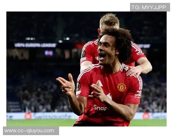 曼联官方宣布利桑德罗齐尔克泽与多名青训球员共同参与卡灵顿训练