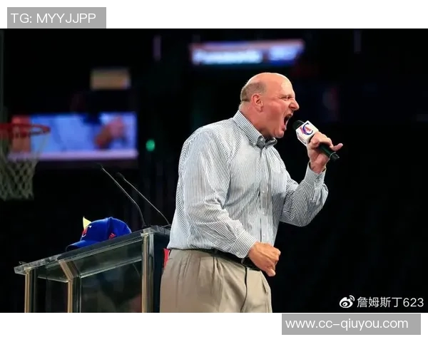 小杨将演唱会前夕媒体人揭秘开拓者休息日与新秀整蛊活动