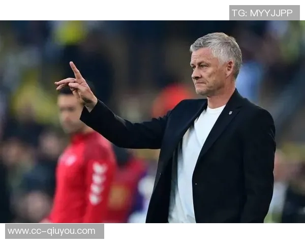 曼联总监看好索尔斯克亚重掌教鞭更衣室球员表示支持与欢迎