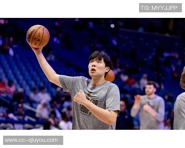 杨瀚森连续出战八场后首度缺席比赛上半场未能上场引发关注