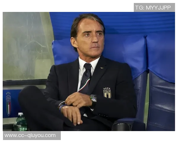 罗马后卫曼奇尼鼻骨骨折接受手术出战意甲前景不明